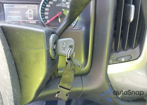 2015 Chevrolet Silverado 1500 1Lt z USA, uszkodzony, nr VIN 1GCRCREH4FZ435173